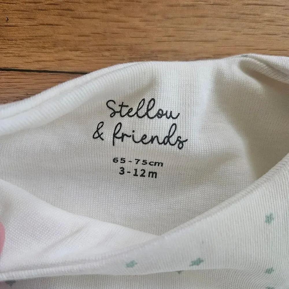NWT Stellou & Friends 100% Cotton Star Swaddle Sleep Sack Babies OSFM   Neutral